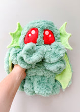 Load image into Gallery viewer, Cthy - GS Burtonfest Market