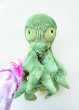 Load image into Gallery viewer, Full Custom Courtney