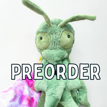 Load image into Gallery viewer, Praying Mantis Preorder
