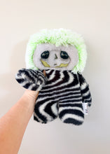 Load image into Gallery viewer, Small Beetlejuice
