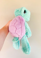 Load image into Gallery viewer, Max Turtle Medium
