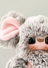 Load image into Gallery viewer, XXS Taupe Mouse

