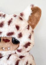 Load image into Gallery viewer, Small Cookie Wolf RTS
