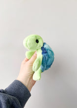 Load image into Gallery viewer, Tommy Turtle XS
