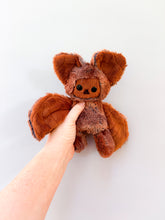 Load image into Gallery viewer, Clive
