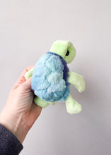 Load image into Gallery viewer, Tommy Turtle XS

